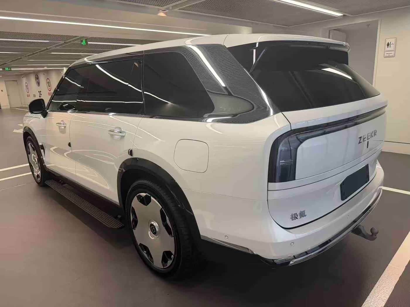 2025 Zeekr 9X White, 7,500 km, China export – photo 8