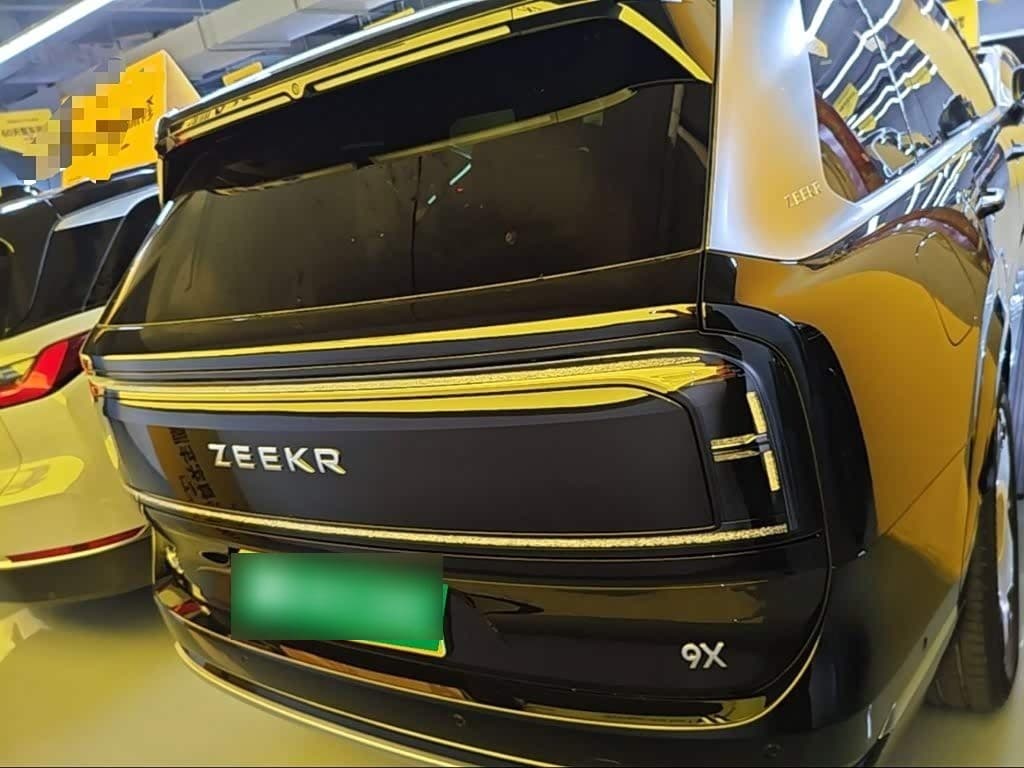 2025 Zeekr 9X Black, 1,200 km, China export – photo 6