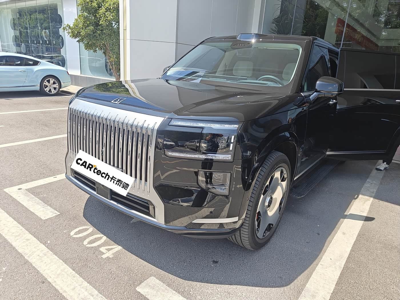 2025 Zeekr 9X Black, 2,600 km, China export – photo 2