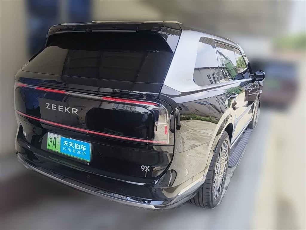 2025 Zeekr 9X Black, 2,660 km, China export – photo 2
